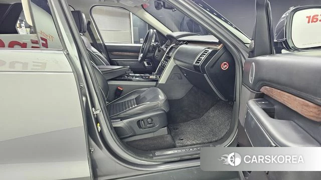 Land Rover Discovery 5 id 4895322 из Кореи 30