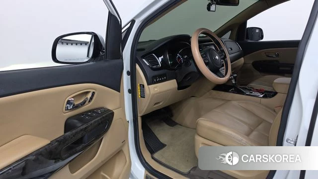 Kia The New Carnival id 4998455 из Кореи 31