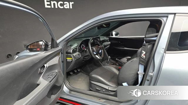 Hyundai Veloster (JS) id 4993101 из Кореи 33