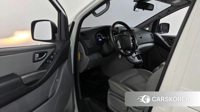 Hyundai The New Grand Starex id 4997934 из Кореи 31