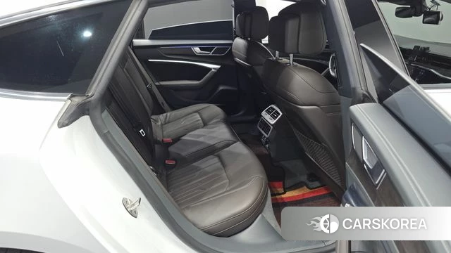 Audi A7 (4K) id 5003932 из Кореи 32