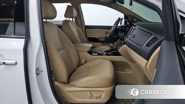 Kia The New Carnival id 3651417 из Кореи 20