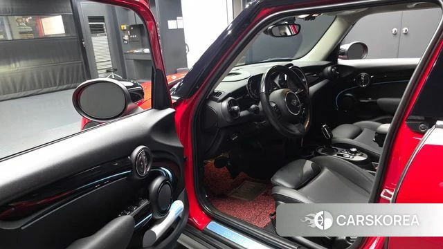Mini Cooper S id 4997250 из Кореи 32