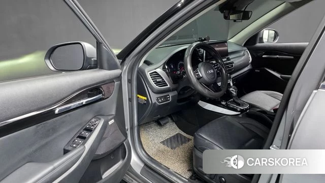 Kia Seltos id 5023642 из Кореи 36