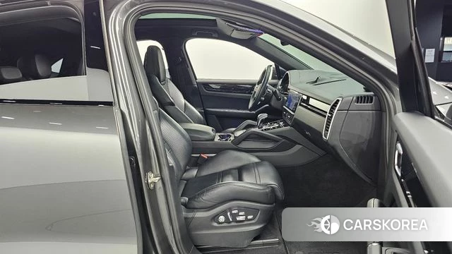 Porsche Cayenne (PO536) id 5018304 из Кореи 32