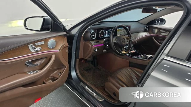 Mercedes-Benz E-Class W213 id 4944301 из Кореи 20