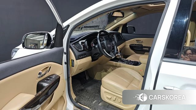 Kia The New Carnival id 4960471 из Кореи 37
