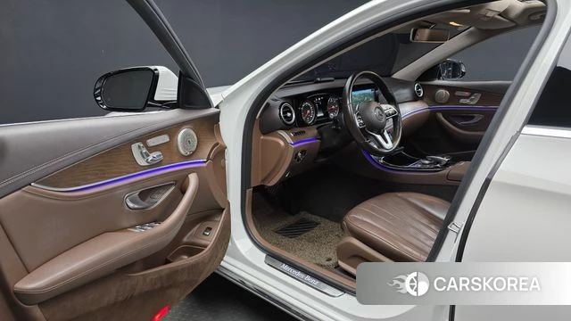 Mercedes-Benz E-Class W213 id 4943862 из Кореи 20