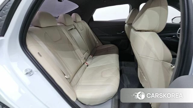 Hyundai The New Avante (CN7) id 5011719 из Кореи 31