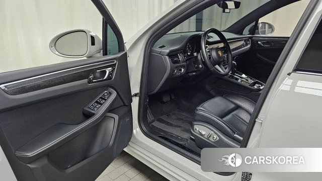 Porsche Macan id 4996268 из Кореи 31