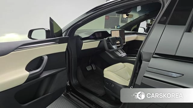 Tesla Model X id 5021798 из Кореи 32