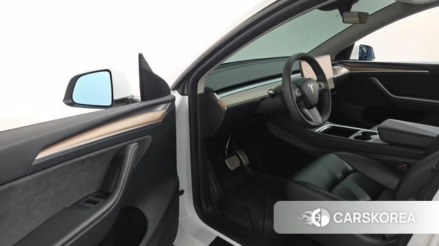 Tesla Model Y id 4681746 из Кореи 34