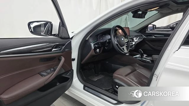BMW 5 Series (G30) id 4965753 из Кореи 33
