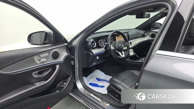 Mercedes-Benz E-Class W213 id 4918761 из Кореи 20
