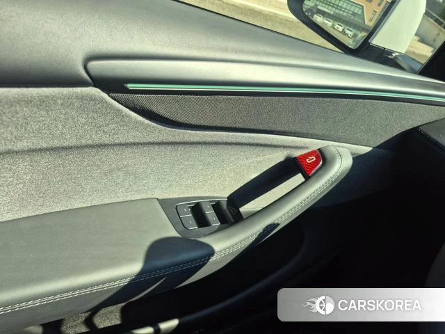 Tesla Model Y id 5010943 из Кореи 18