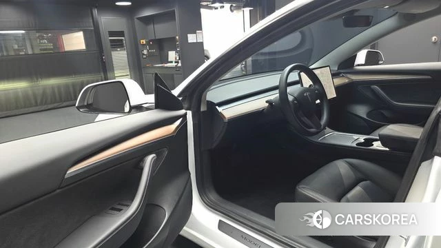 Tesla Model 3 id 4758811 из Кореи 33