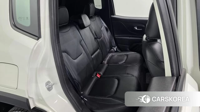 Jeep Renegade id 4975909 из Кореи 33