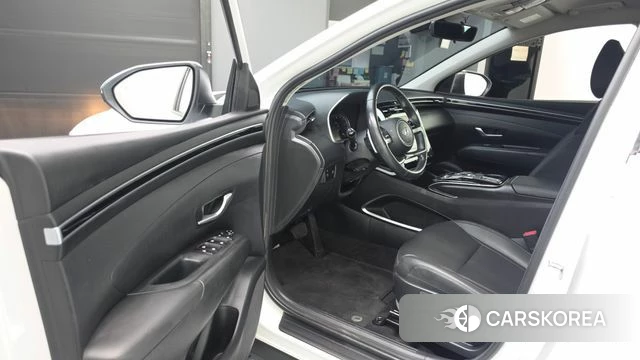 Hyundai Tucson (NX4) id 4566873 из Кореи 30
