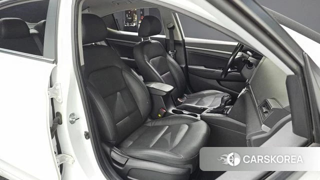 Hyundai The New Avante AD id 4785465 из Кореи 20