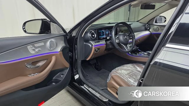 Mercedes-Benz E-Class W213 id 4284621 из Кореи 20