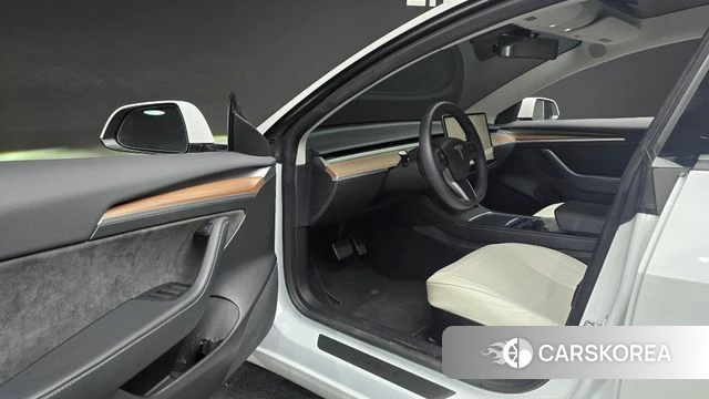 Tesla Model 3 id 4898931 из Кореи 34
