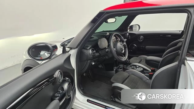 Mini Cooper S id 5039505 из Кореи 31