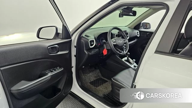 Hyundai Venue id 5041715 из Кореи 32