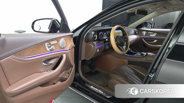 Mercedes-Benz E-Class W213 id 5023379 из Кореи 31