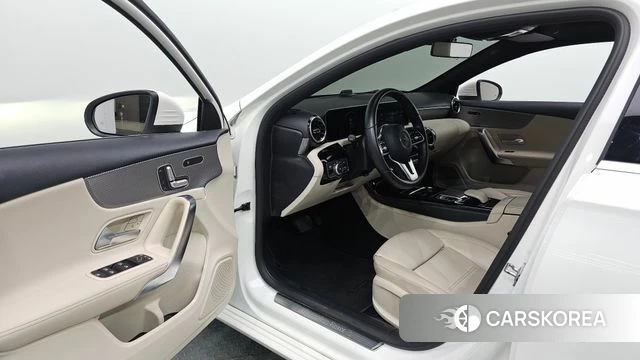 Mercedes-Benz A-Class W177 id 4959985 из Кореи 34