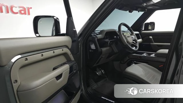 Land Rover Defender (L663) id 4715071 из Кореи 36
