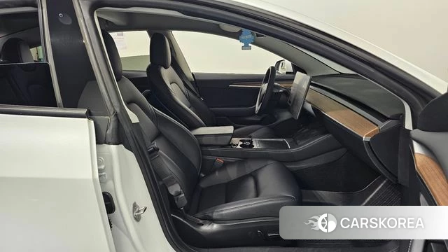 Tesla Model 3 id 4763878 из Кореи 34