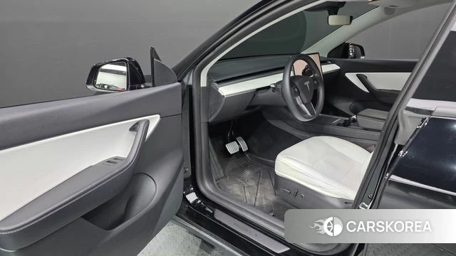 Tesla Model Y id 4976405 из Кореи 33
