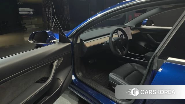 Tesla Model 3 id 4677192 из Кореи 30
