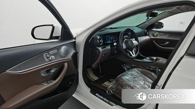 Mercedes-Benz E-Class W213 id 5023736 из Кореи 35