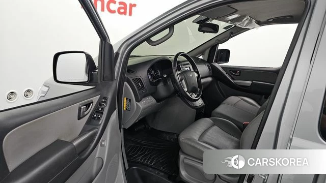 Hyundai The New Grand Starex id 4997838 из Кореи 32
