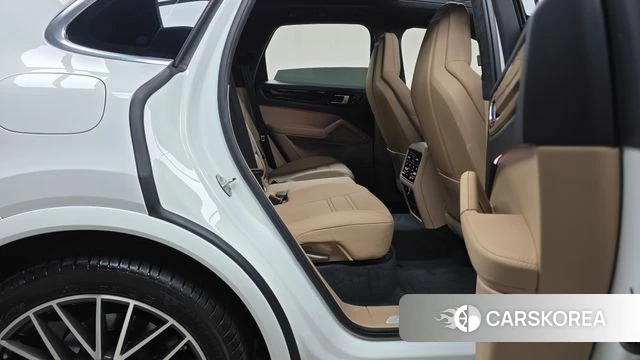 Porsche Cayenne (PO536) id 4966654 из Кореи 33