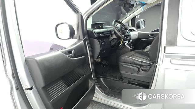 Hyundai Staria id 4665748 из Кореи 20