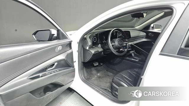 Hyundai Avante (CN7) id 4951923 из Кореи 32
