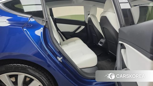 Tesla Model 3 id 4836629 из Кореи 31