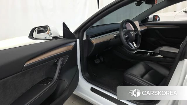 Tesla Model 3 id 4854925 из Кореи 32