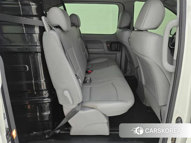 Hyundai The New Grand Starex id 4525268 из Кореи 20