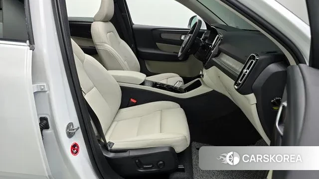 Volvo XC40 id 3491905 из Кореи 20