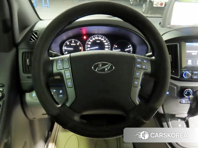 Hyundai The New Grand Starex id 4836529 из Кореи 20