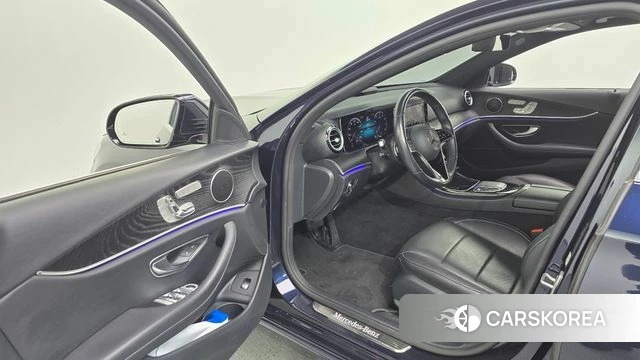 Mercedes-Benz E-Class W213 id 4958864 из Кореи 34