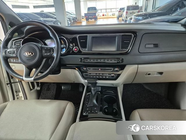 Kia All New Carnival id 5048720 из Кореи 20