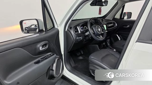 Jeep Renegade id 4986158 из Кореи 33