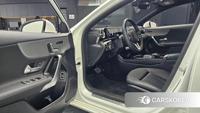 Mercedes-Benz A-Class W177 id 5028375 из Кореи 32