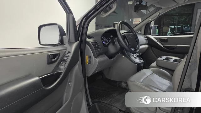 Hyundai The New Grand Starex id 4960157 из Кореи 31
