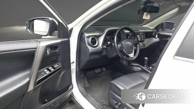 Toyota RAV4 id 4967793 из Кореи 20