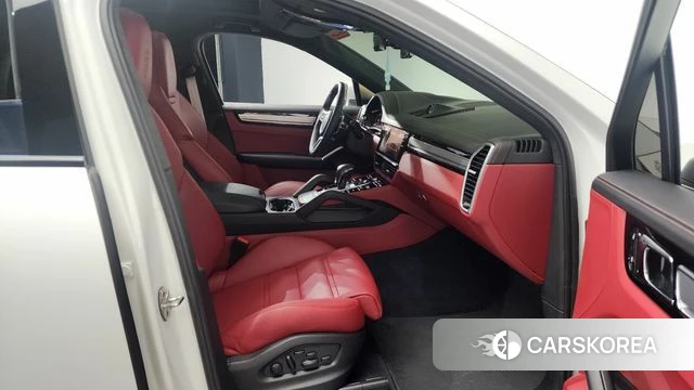 Porsche Cayenne (PO536) id 4194947 из Кореи 39
